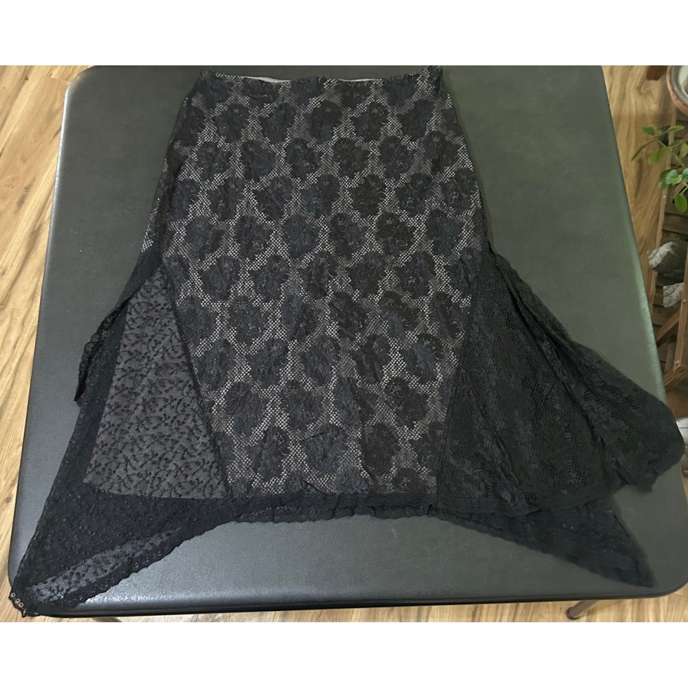 VTG Y2K The Limited Lace Skirt 10 Black Floral Handkerchief‎ Hem Midi 90s Grunge